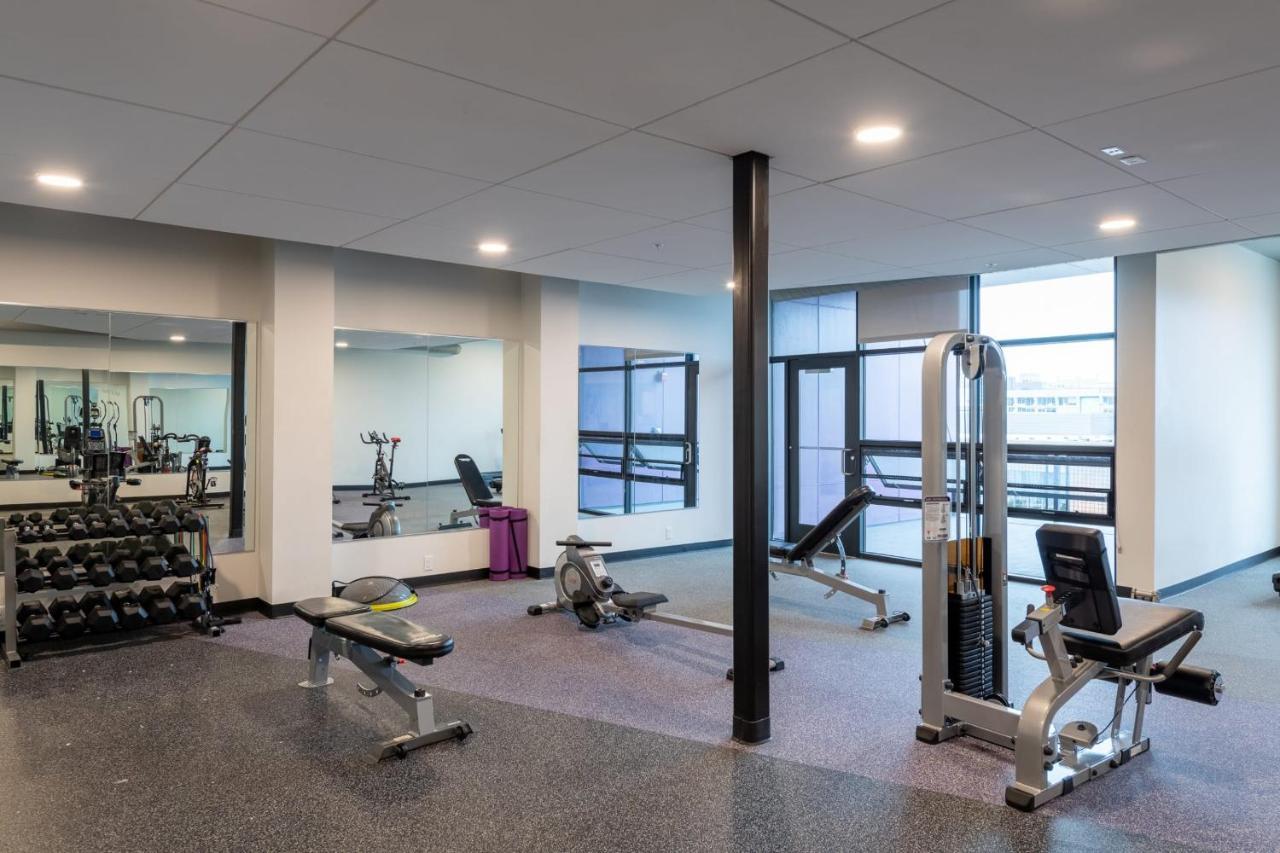 Flexhome Skywalk To Fiserv 1Br Apt U5 Milwaukee Exterior foto