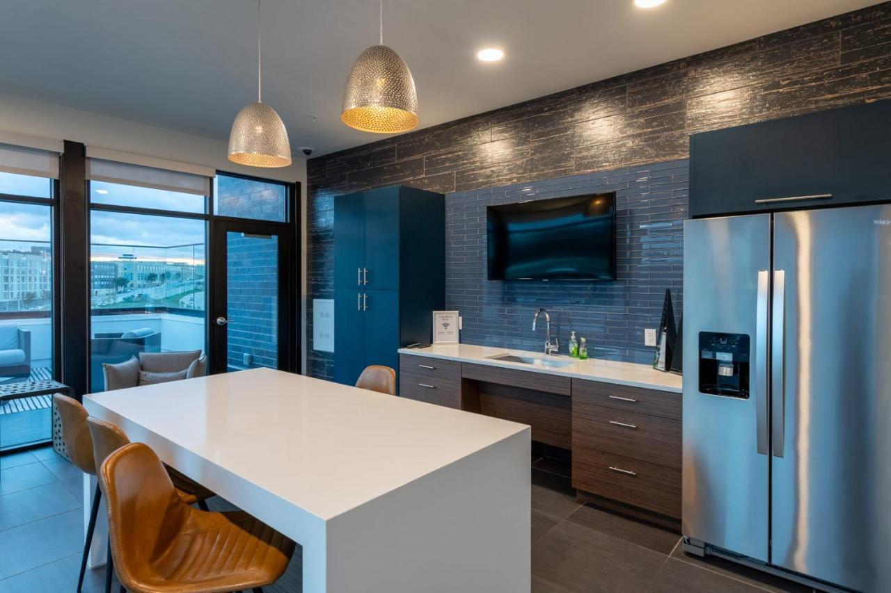 Flexhome Skywalk To Fiserv 1Br Apt U5 Milwaukee Exterior foto
